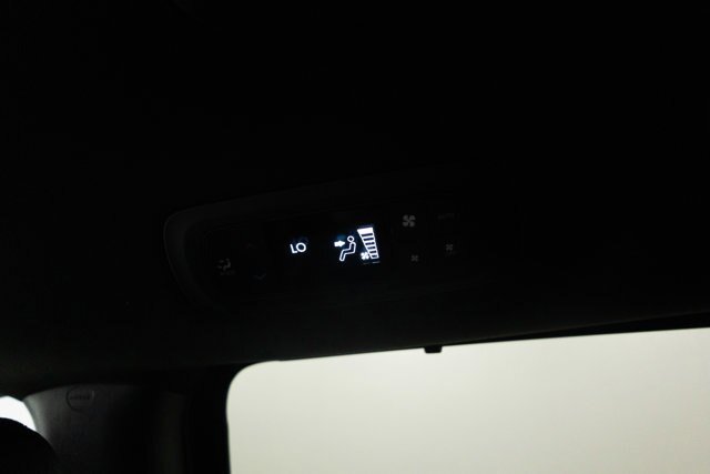 Used 2025 Chrysler Pacifica Select FWD image 25