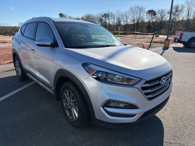 Used 2018 Hyundai Tucson SEL Plus image 2