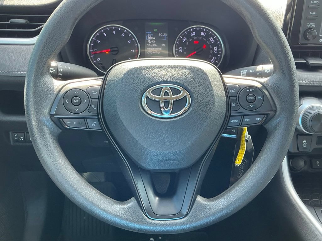 Used 2022 Toyota RAV4 LE FWD image 42