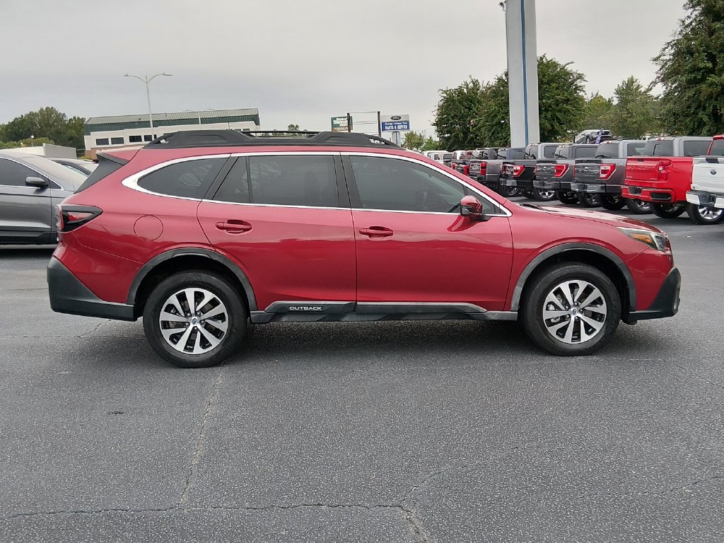 Used 2020 Subaru Outback Premium AWD/4WD image 3