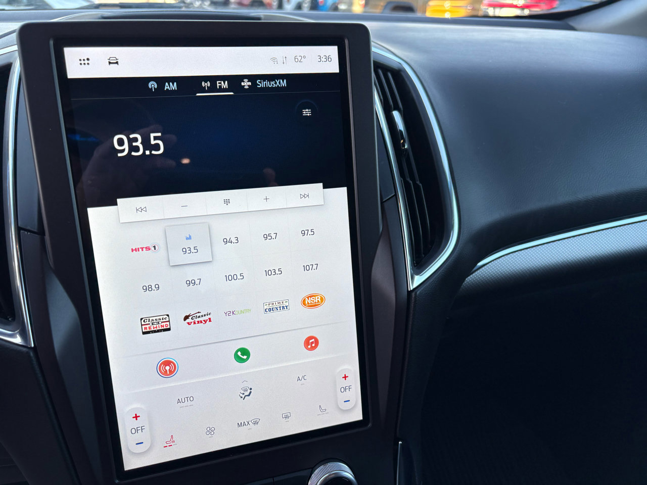 Certified 2021 Ford Edge ST image 29