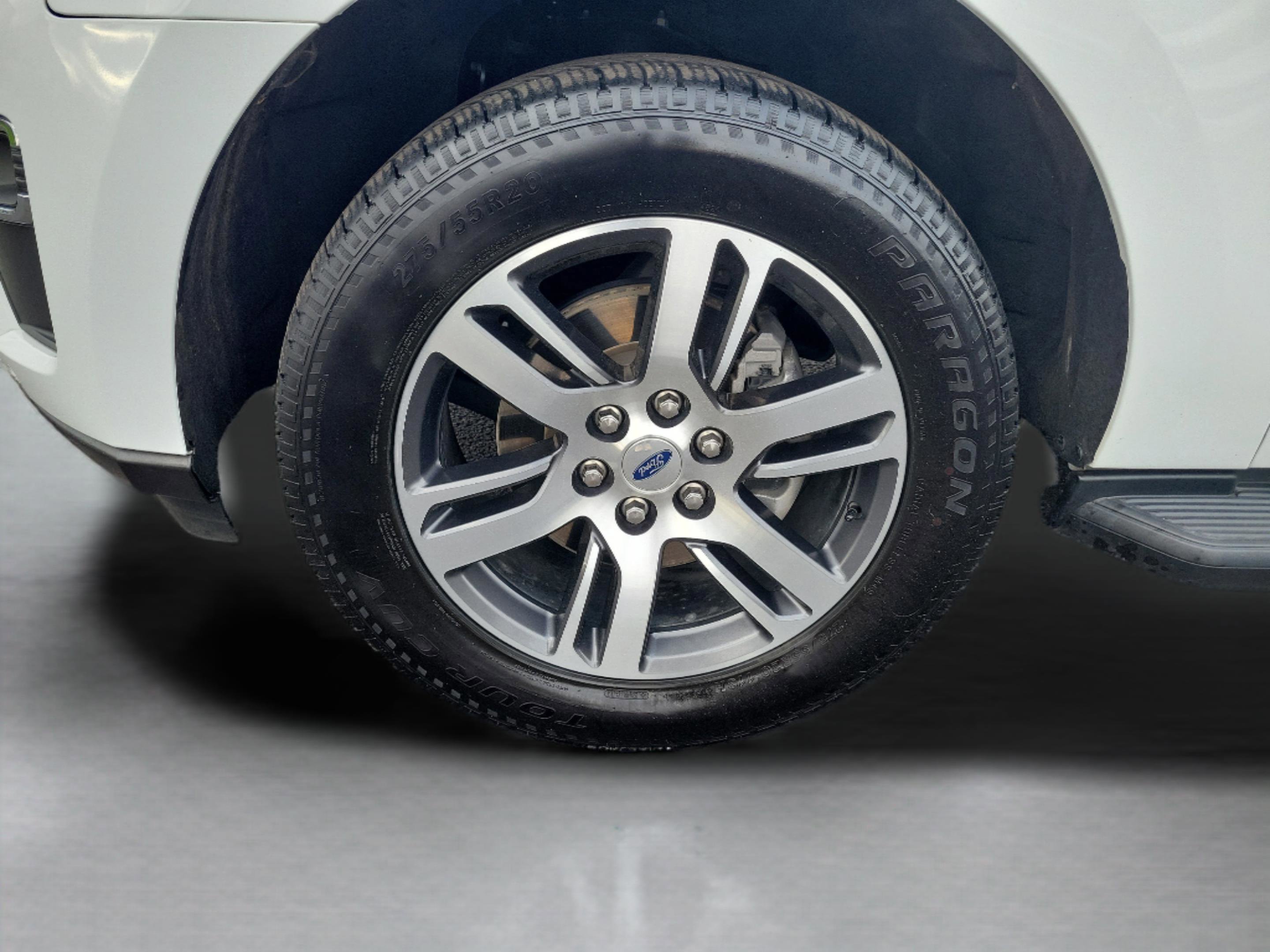 Certified 2024 Ford Expedition Limited image 34