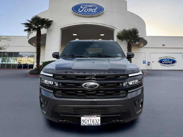 Certified 2023 Ford Expedition Limited image 3
