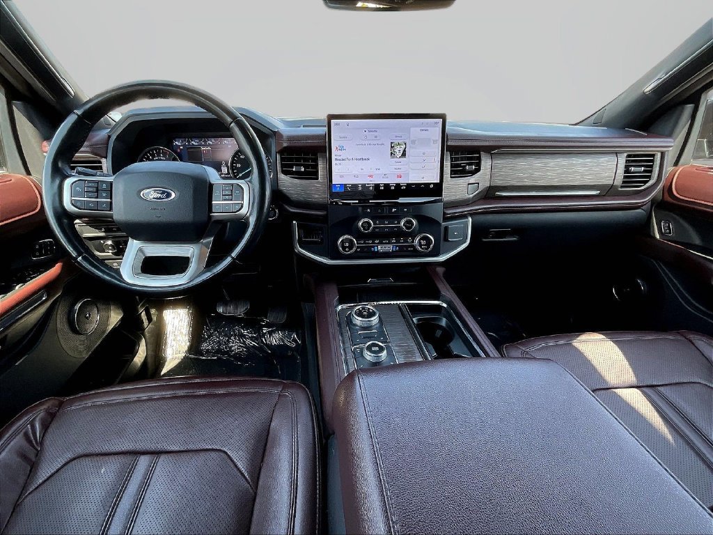 Certified 2024 Ford Expedition Limited AWD/4WD image 7