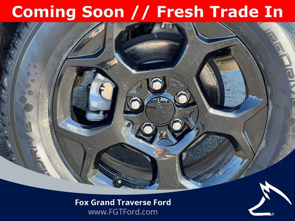 Used 2024 Jeep Compass Trailhawk AWD/4WD image 12