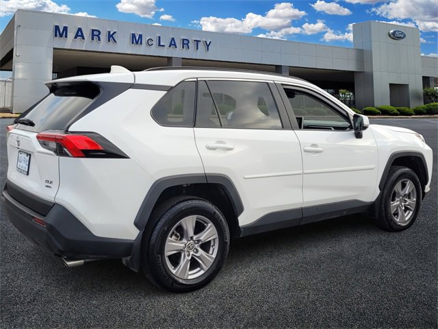Used 2025 Toyota RAV4 XLE image 3