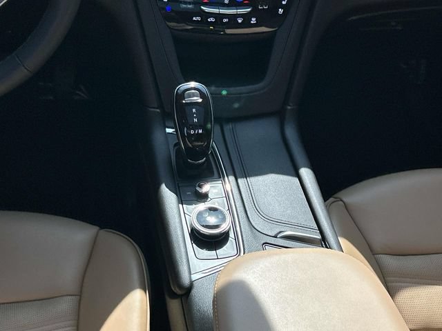 Used 2025 Cadillac XT6 Premium Luxury w/ Platinum Package AWD/4WD image 17