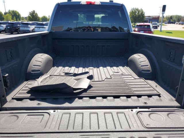 Certified 2025 Ford F250 Lariat w/ Black Appearance Package AWD/4WD image 40