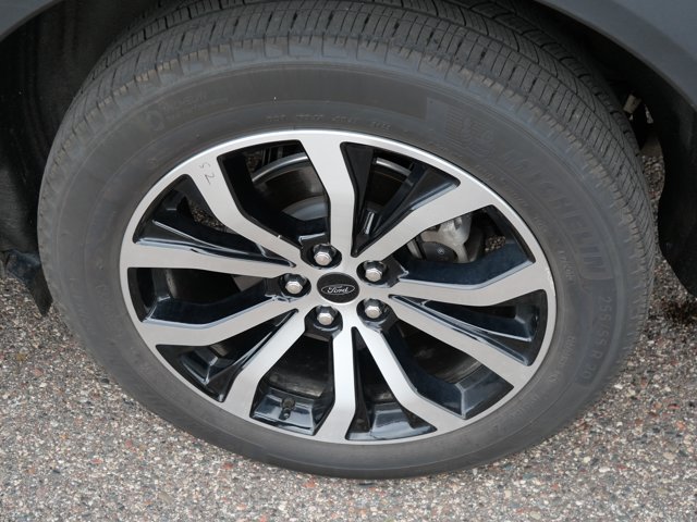 Certified 2023 Ford Explorer ST-Line w/ Class IV Trailer Tow Package AWD/4WD image 8