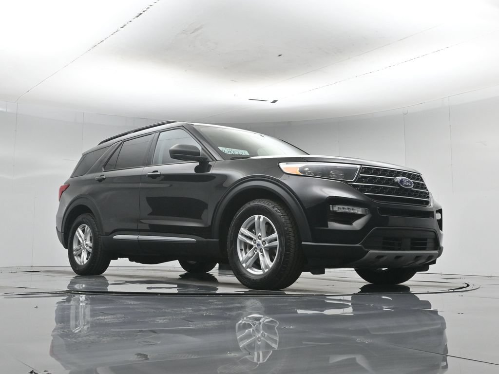 Certified 2023 Ford Explorer XLT w/ Equipment Group 202A RWD image 54