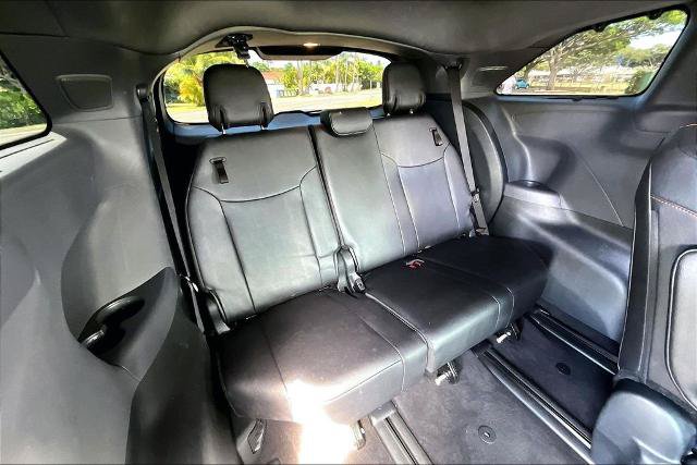 Used 2024 Toyota Sienna XSE FWD image 30