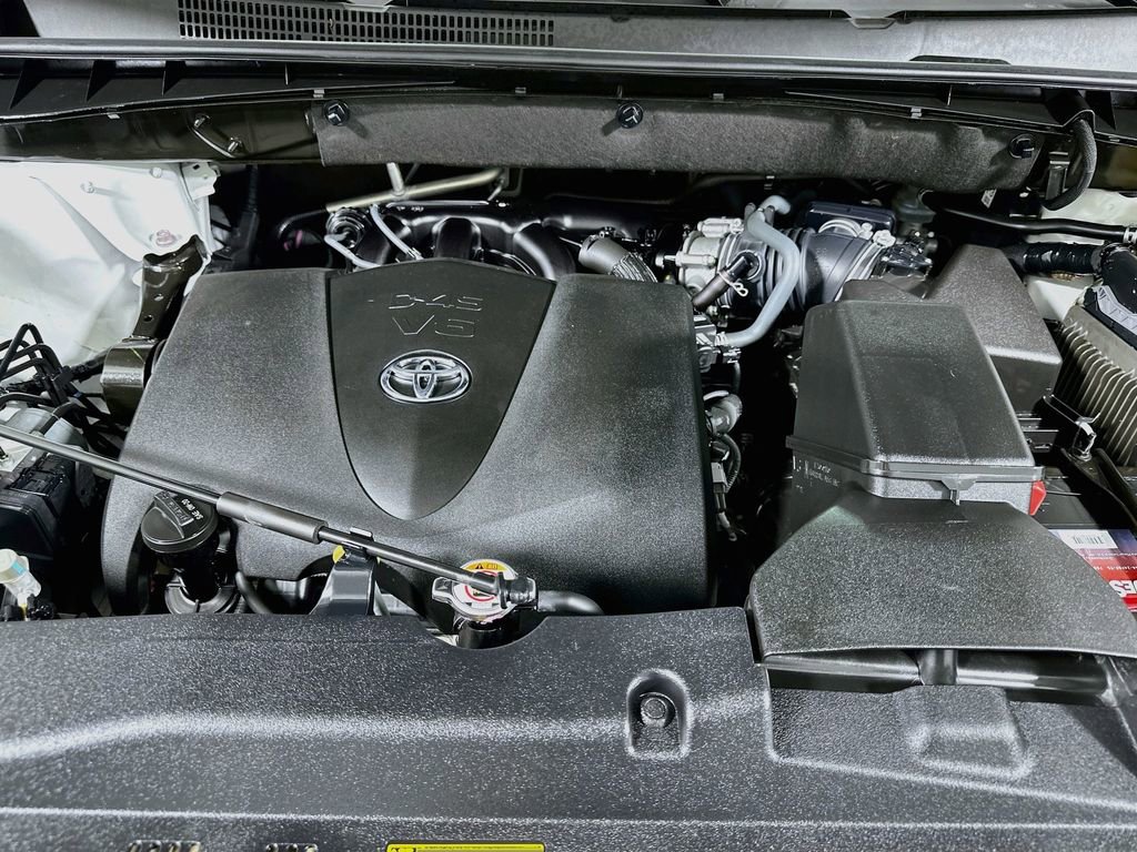 Used 2019 Toyota Highlander XLE image 7