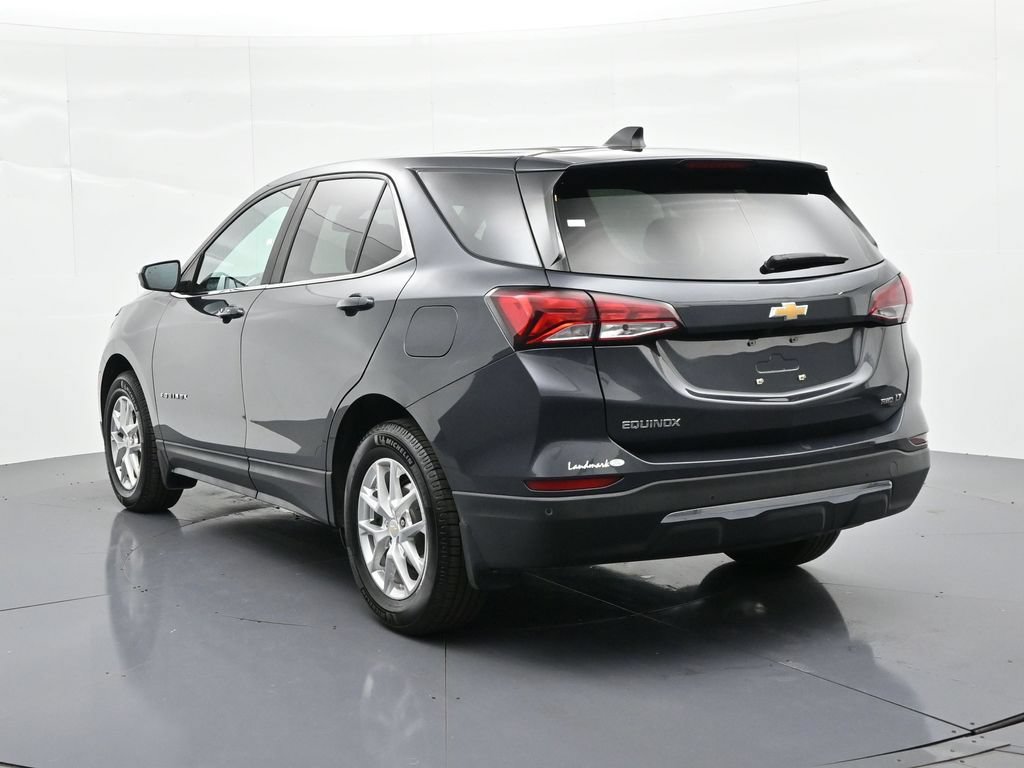 Used 2022 Chevrolet Equinox LT w/ Driver Convenience Package AWD/4WD image 8