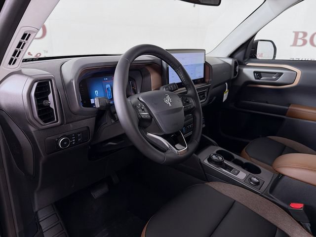 Certified 2026 Ford Bronco Sport Outer Banks w/ Outer Banks Tech Package+ AWD/4WD image 11
