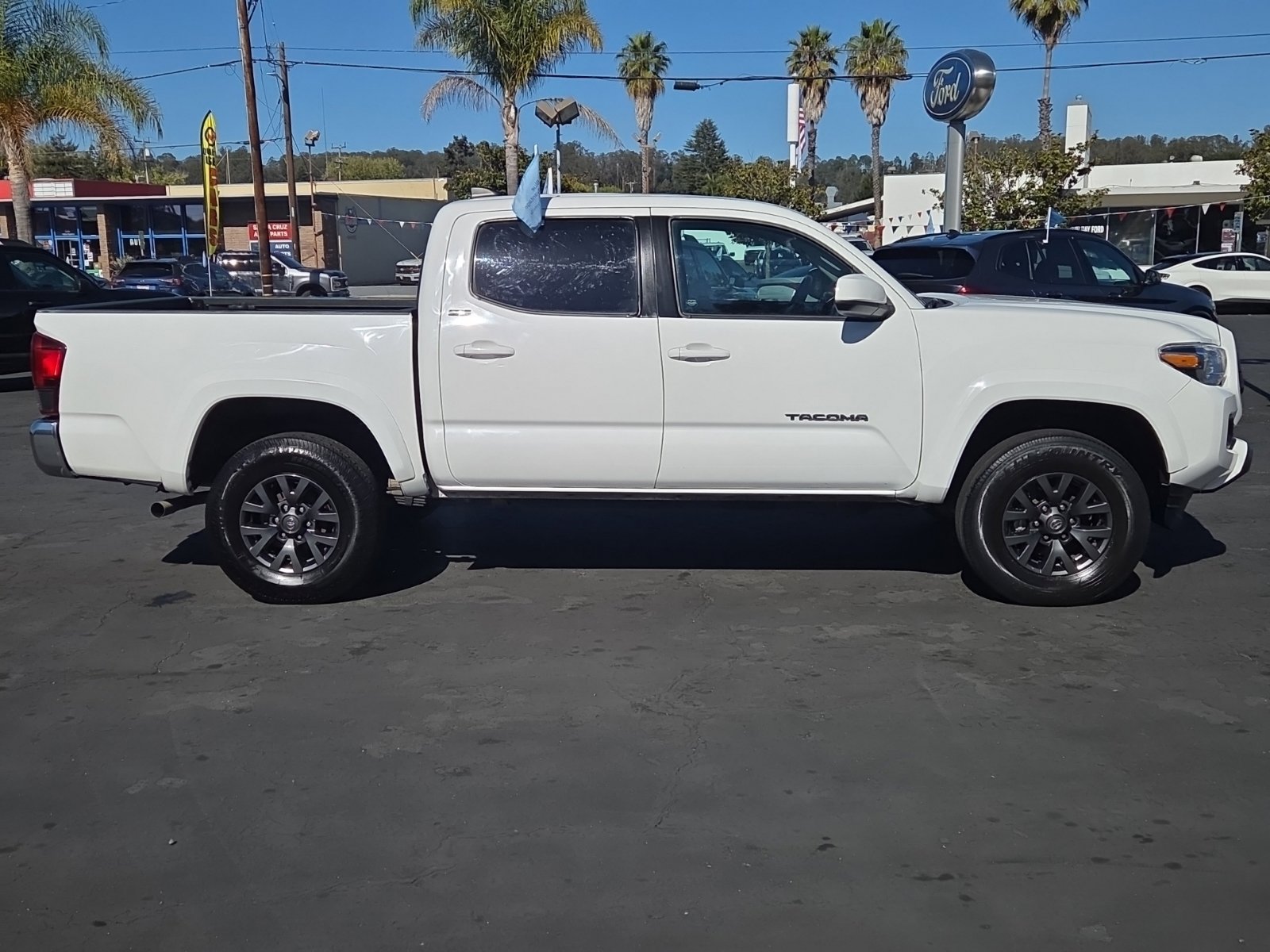 Used 2023 Toyota Tacoma SR5 RWD image 3