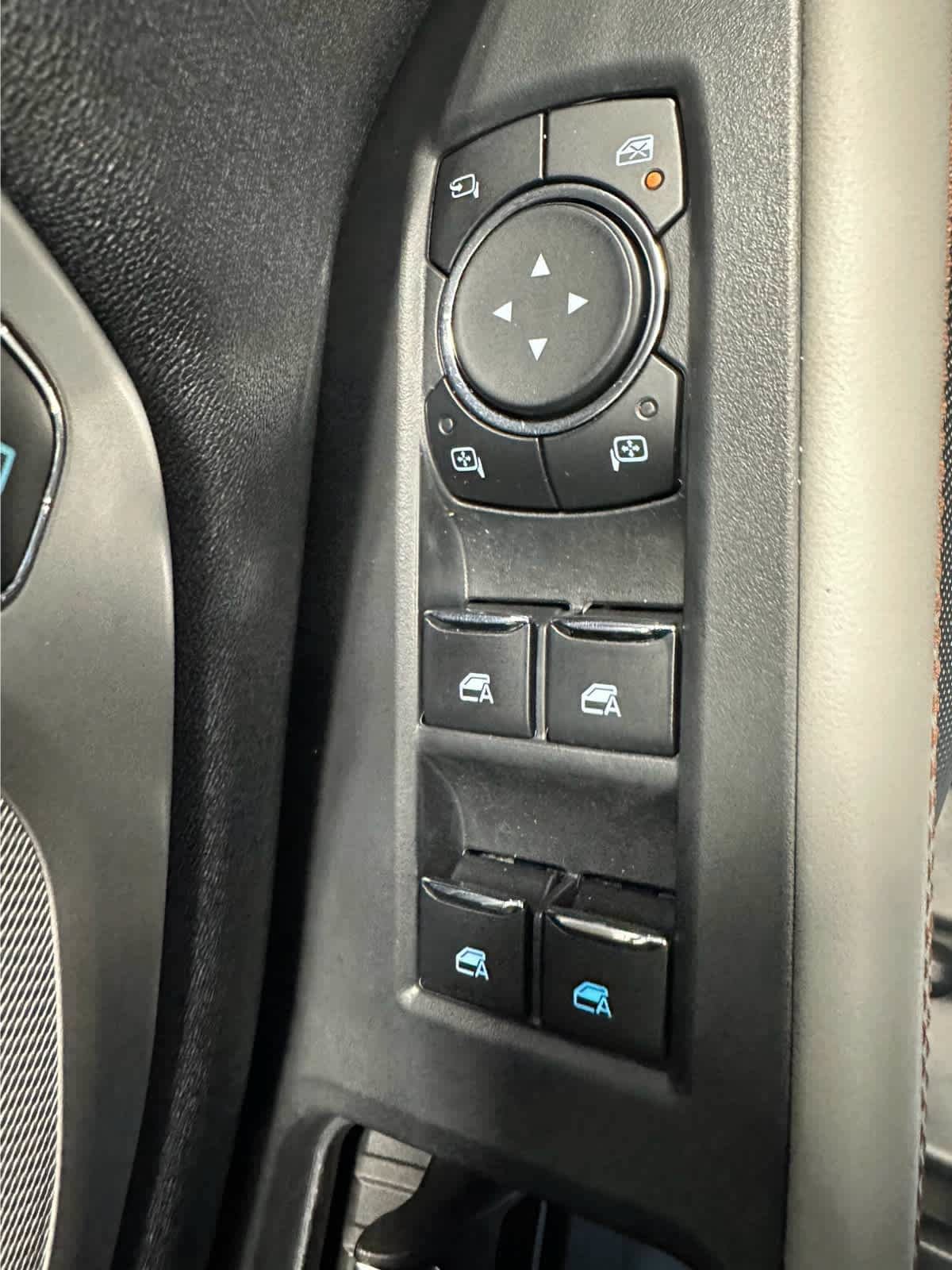 Certified 2025 Ford Expedition Active AWD/4WD image 10
