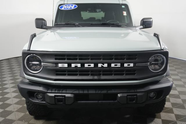 Certified 2024 Ford Bronco Black Diamond AWD/4WD image 8