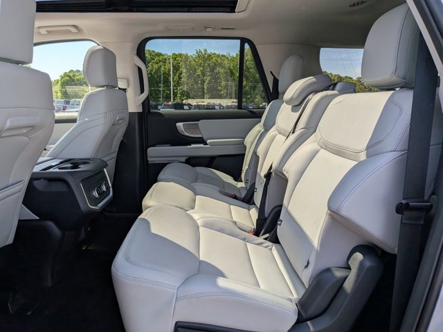 Certified 2025 Ford Expedition Max Platinum AWD/4WD image 30