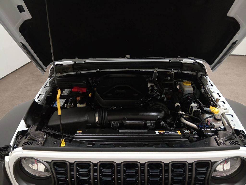 Used 2024 Jeep Wrangler Sport S image 15