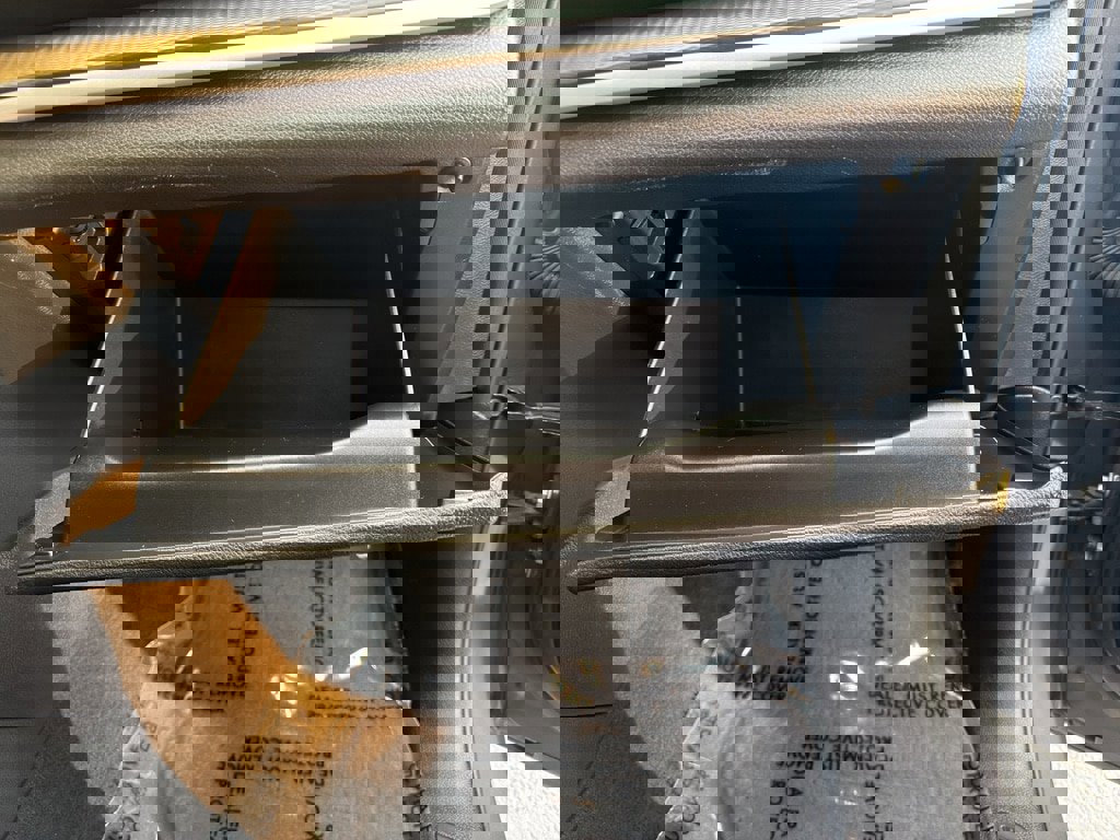 Used 2023 Jeep Grand Cherokee Altitude image 13