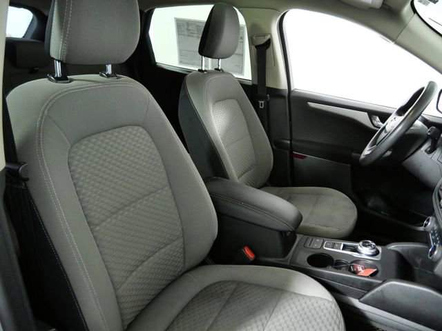 Certified 2020 Ford Escape SE image 11