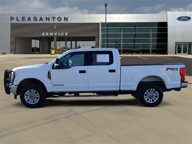 Certified 2017 Ford F250 XLT w/ XLT Value Package image 2