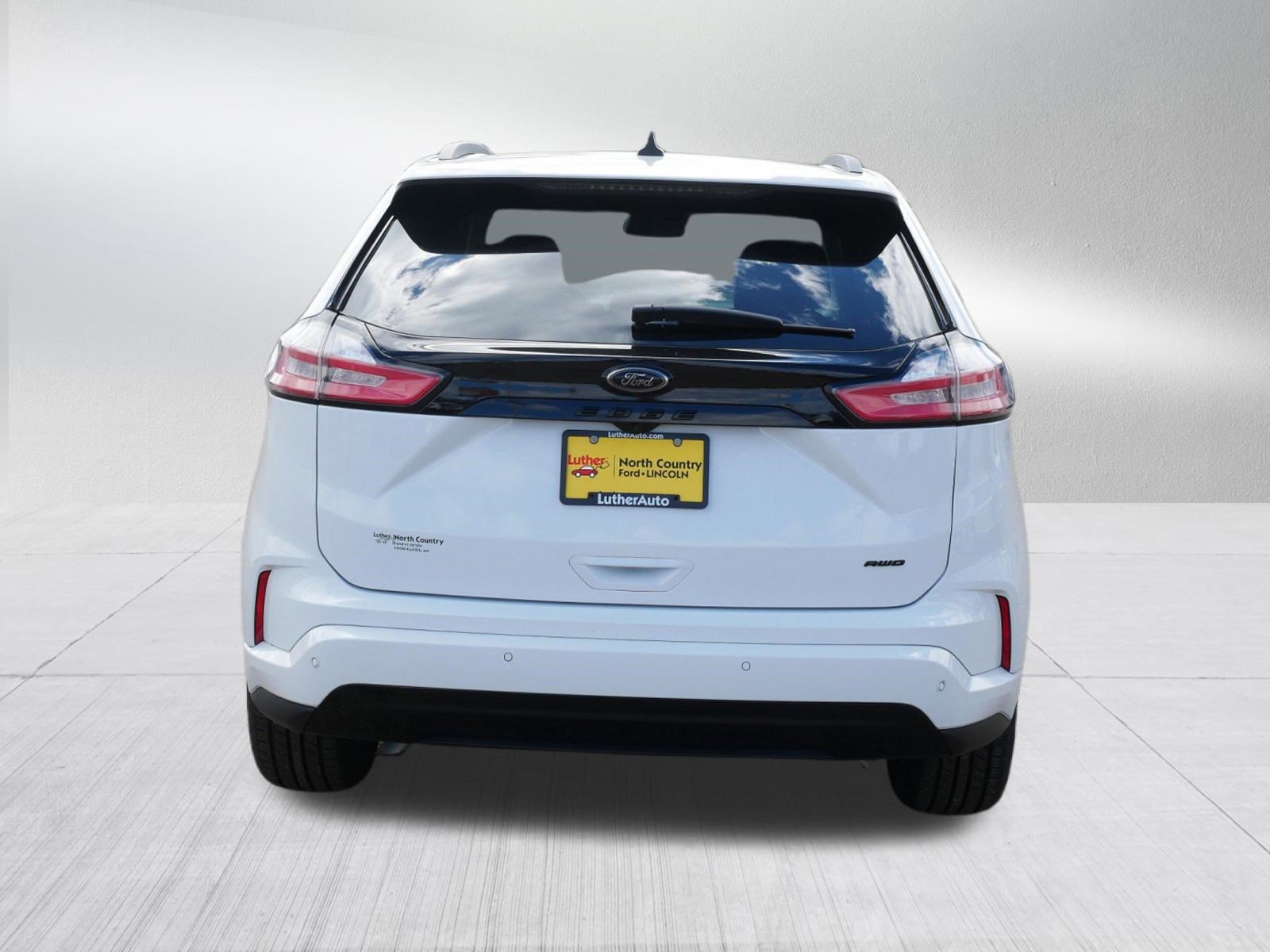 Certified 2022 Ford Edge SE w/ Black Appearance Package AWD/4WD image 6