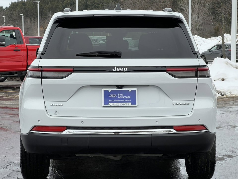 Used 2022 Jeep Grand Cherokee Laredo w/ Luxury Tech Group I image 36