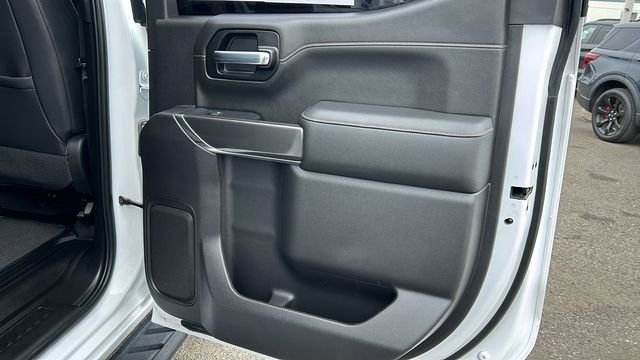 Used 2022 GMC Sierra 1500 AT4 w/ AT4 Preferred Package image 12