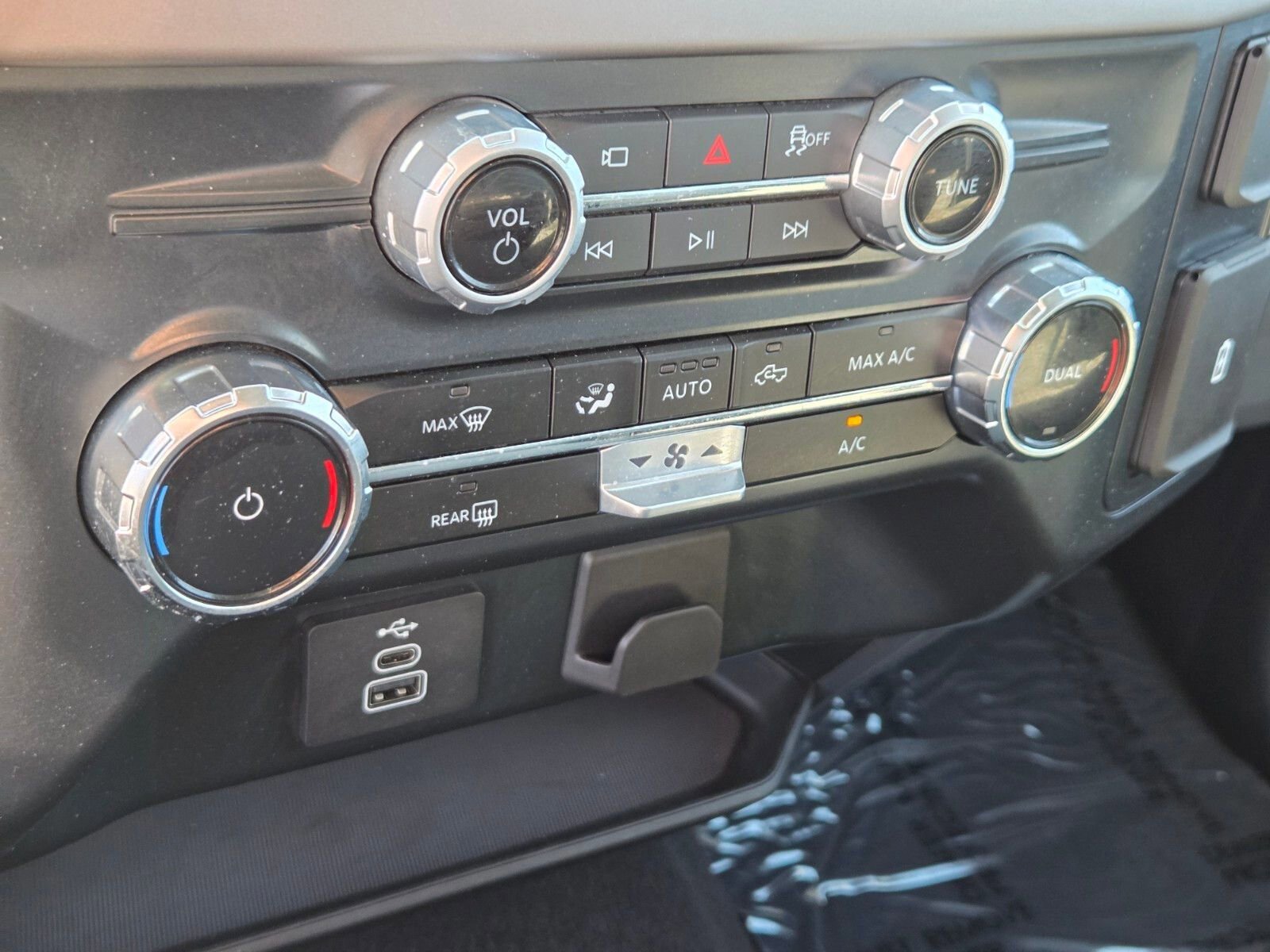 Certified 2025 Ford F150 XLT w/ Equipment Group 301A Standard image 22