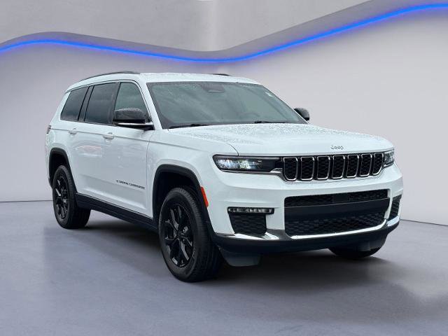 Used 2024 Jeep Grand Cherokee L Limited AWD/4WD image 11