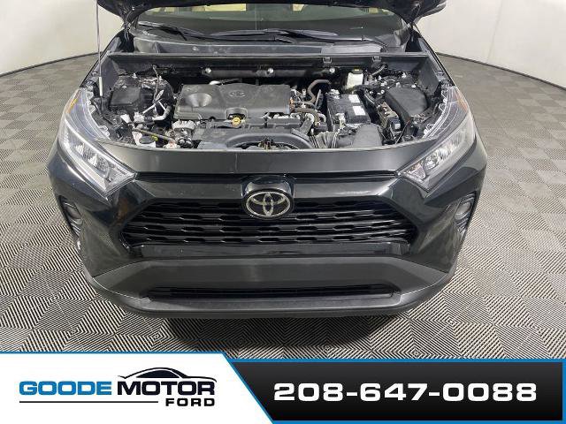Used 2021 Toyota RAV4 XLE Premium AWD/4WD image 25