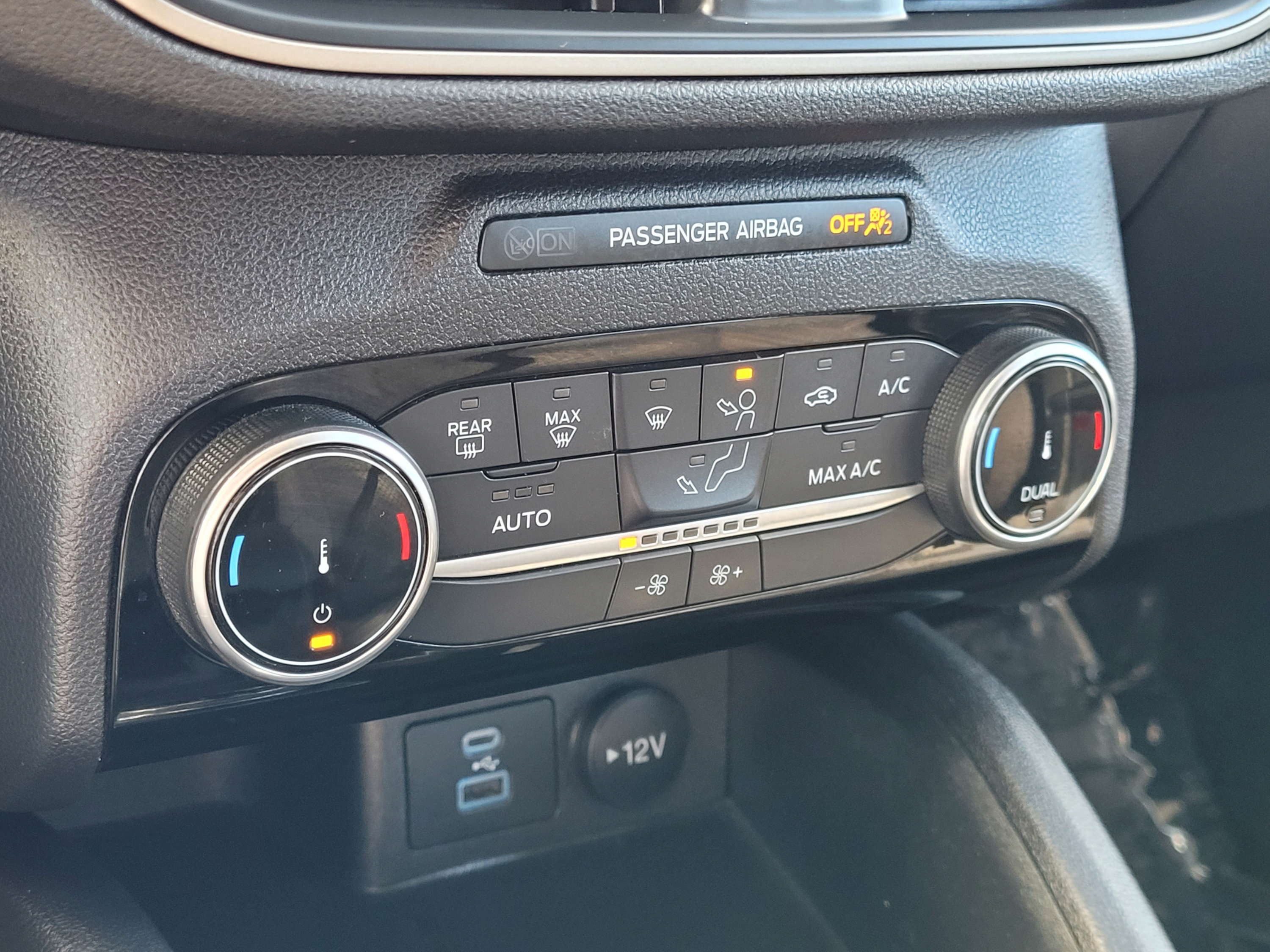 Certified 2022 Ford Escape SE AWD/4WD image 21