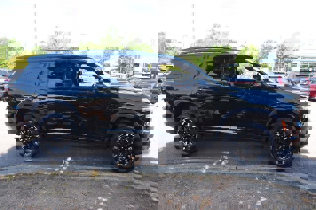 Used 2024 Chevrolet Traverse Z71 w/ Enhanced Driving Package image 6