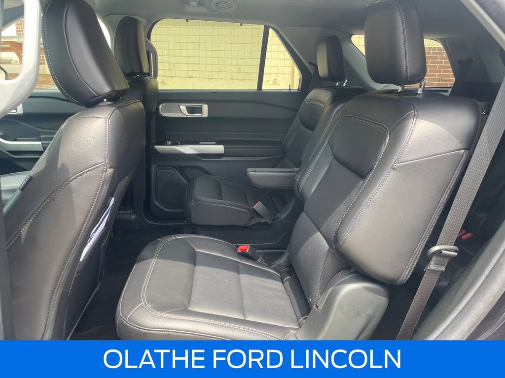 Certified 2023 Ford Explorer Limited w/ Equipment Group 301A AWD/4WD image 23