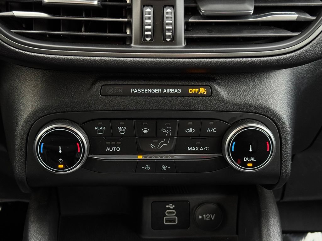 Certified 2025 Ford Escape Active AWD/4WD image 19