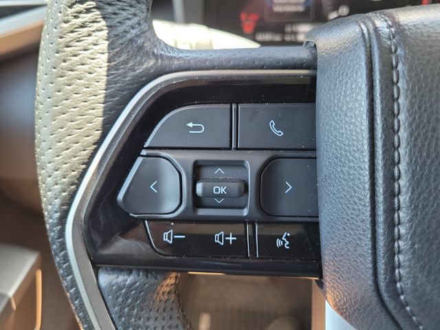 Used 2023 Toyota Sequoia SR5 w/ SR5 Premium Package AWD/4WD image 5