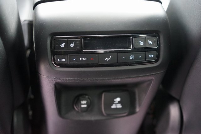 Used 2024 Hyundai Palisade Calligraphy image 10