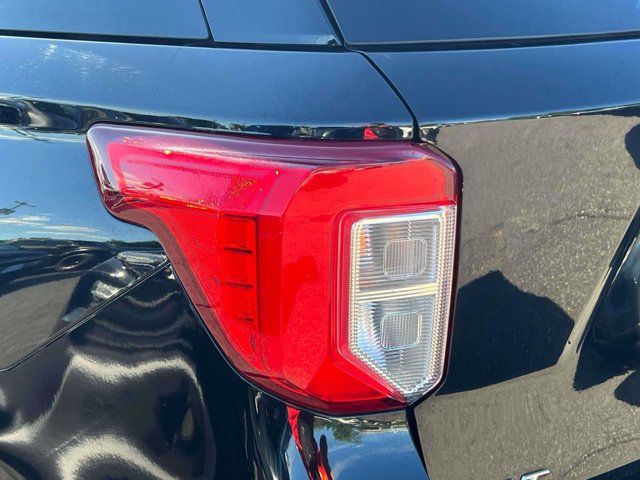 Certified 2023 Ford Explorer XLT w/ Class IV Trailer Tow Package AWD/4WD image 12