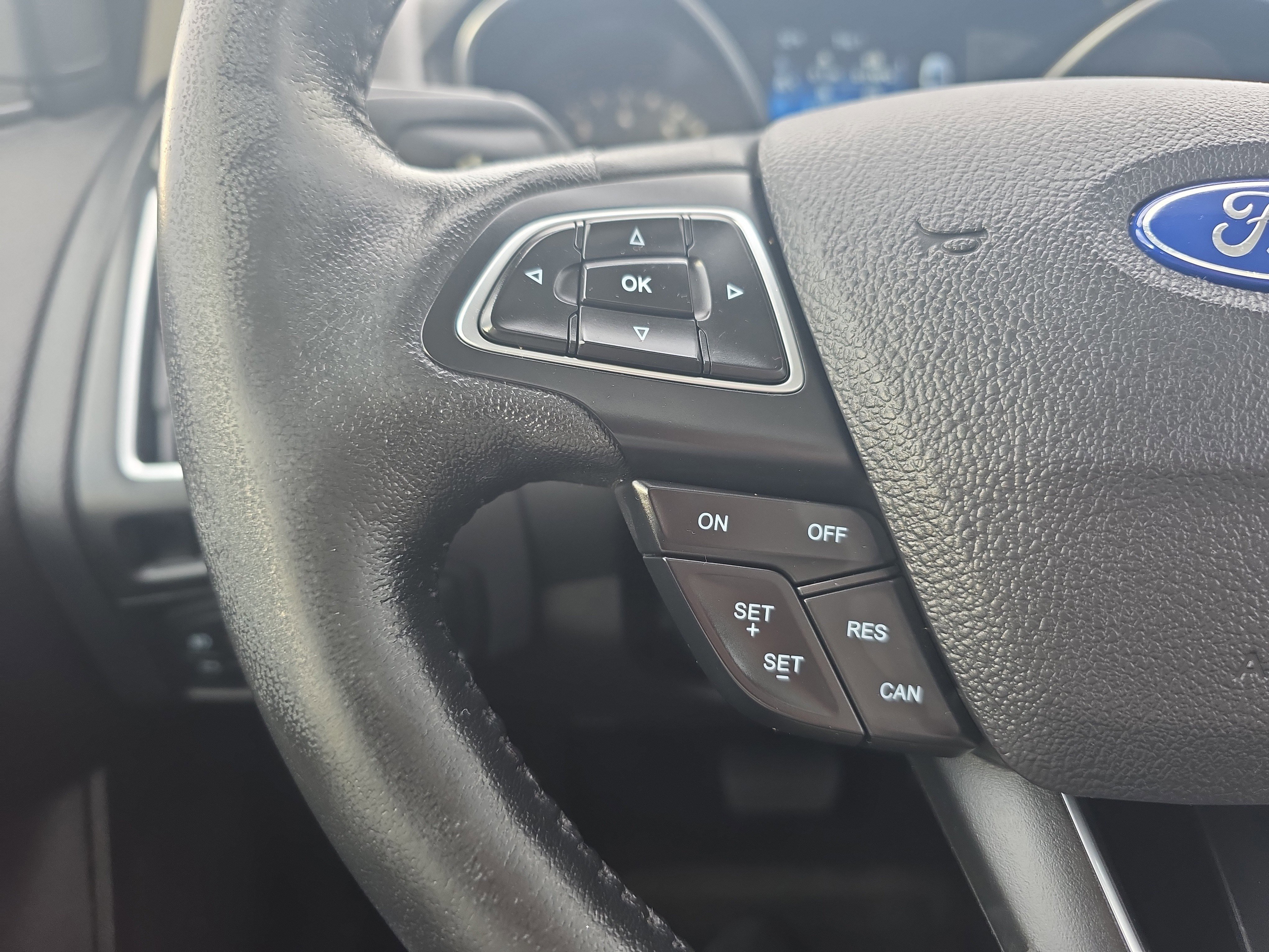 Certified 2018 Ford Focus Titanium image 28