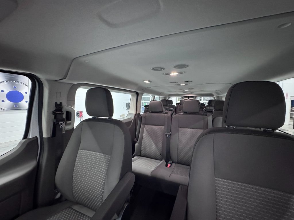 Certified 2022 Ford Transit 350 XLT RWD image 24