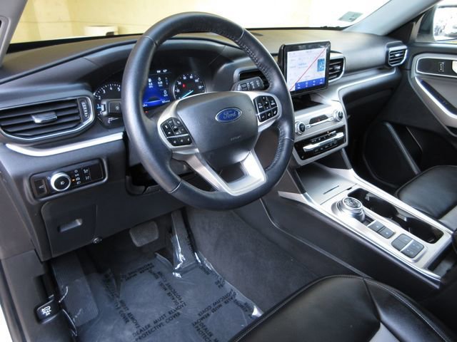 Certified 2023 Ford Explorer XLT w/ Equipment Group 202A image 14