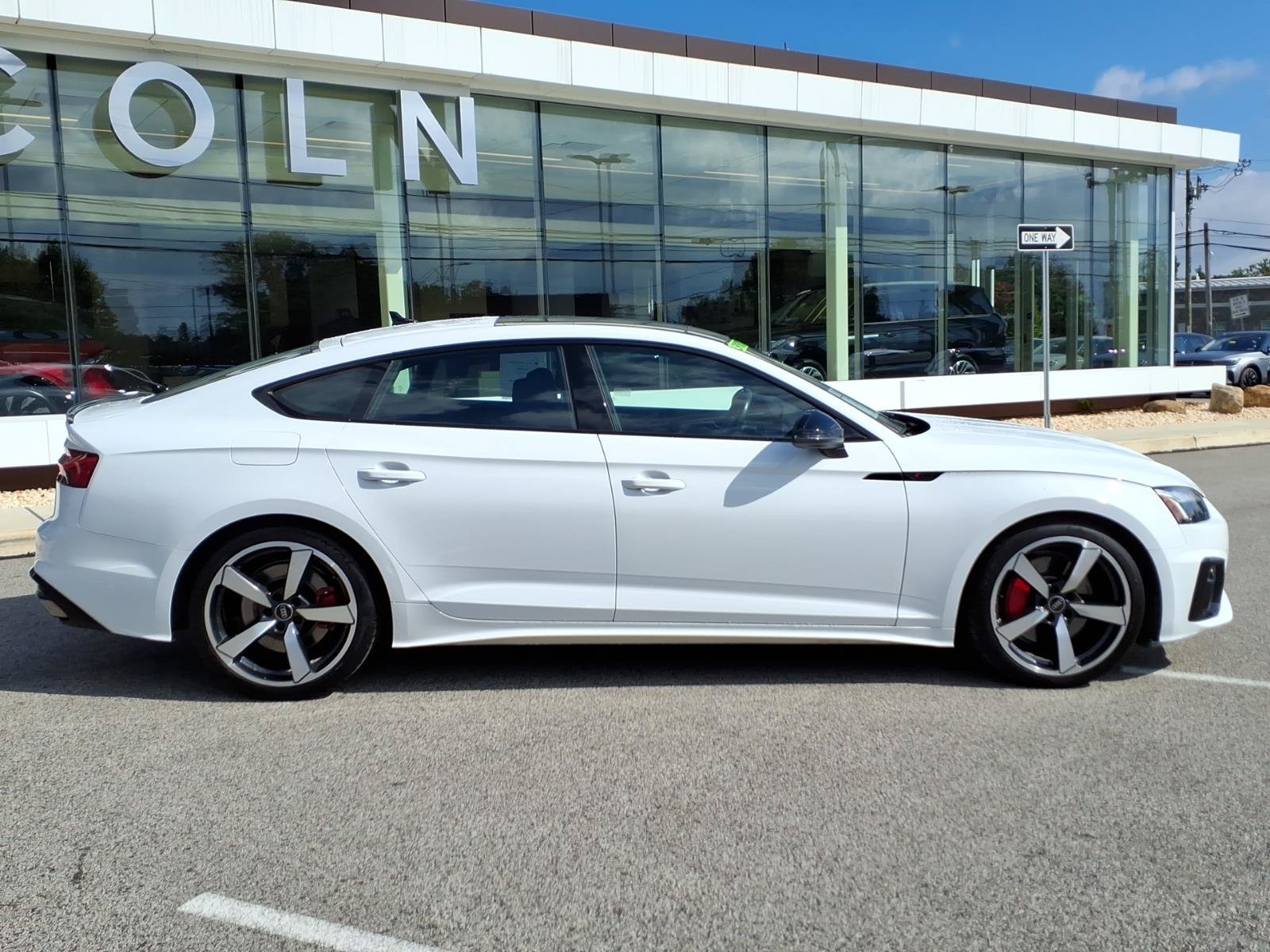 Used 2024 Audi A5 2.0T Premium Plus w/ Premium Plus AWD/4WD image 3
