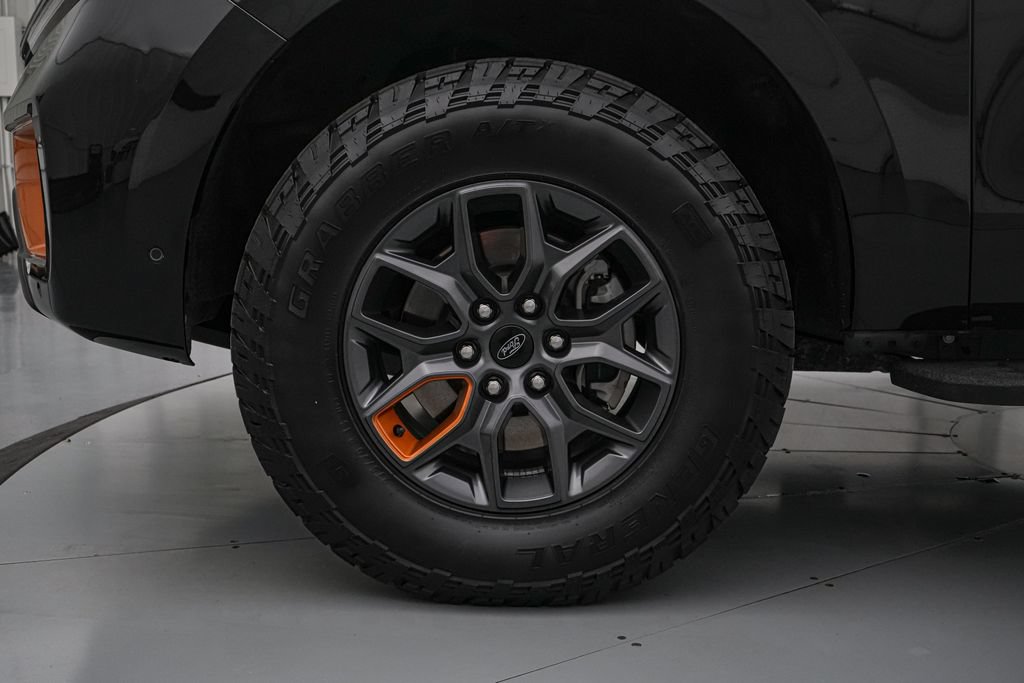 Certified 2025 Ford Expedition Tremor AWD/4WD image 10