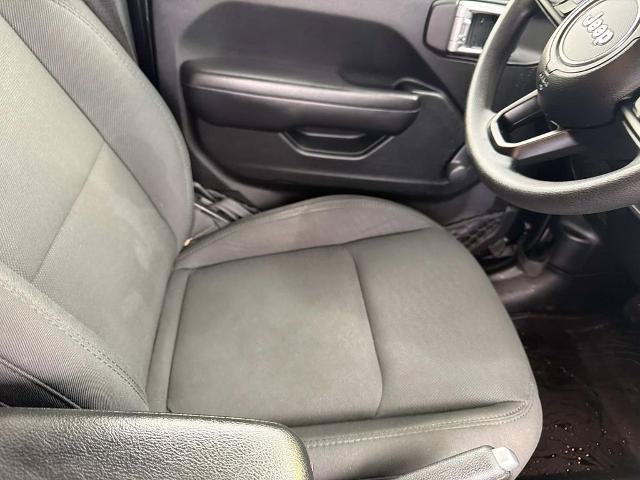 Used 2019 Jeep Wrangler Unlimited Sport AWD/4WD image 14