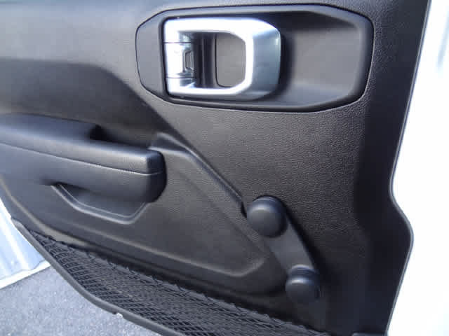 Used 2024 Jeep Gladiator Sport AWD/4WD image 15