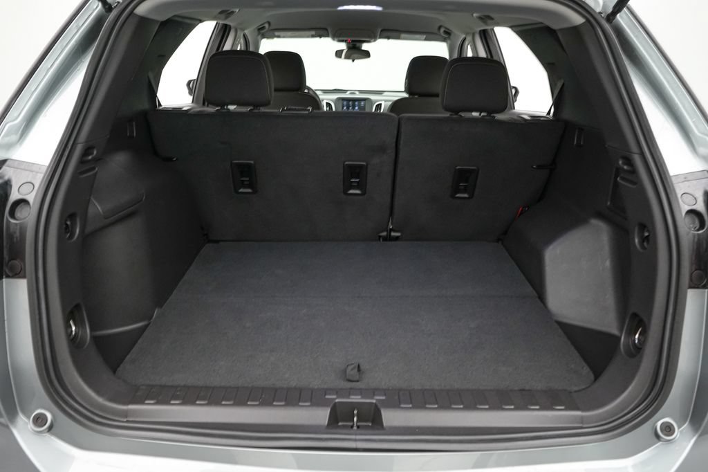 Used 2024 Chevrolet Equinox LT FWD image 19