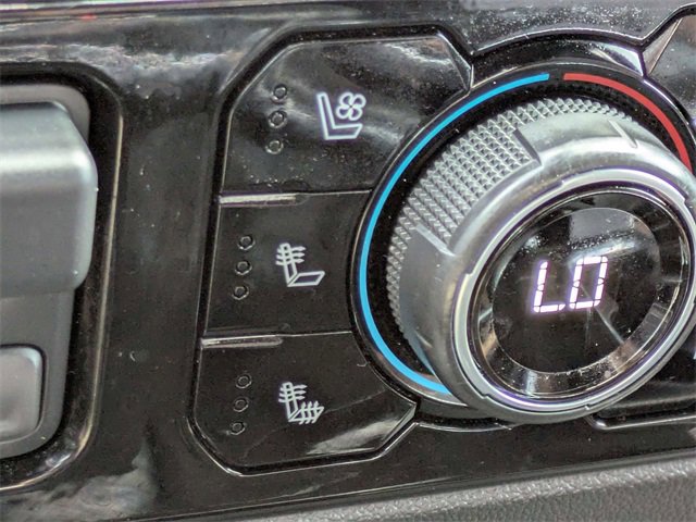 Used 2023 Chevrolet Silverado 1500 High Country w/ High Country Premium Package image 24