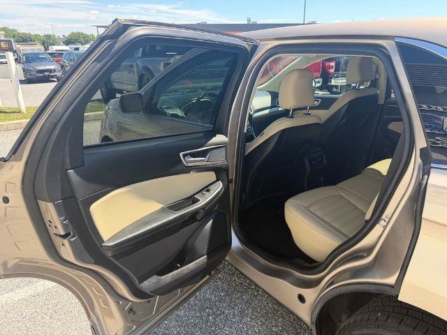 Certified 2021 Ford Edge SEL w/ Cargo Accessory Package AWD/4WD image 11