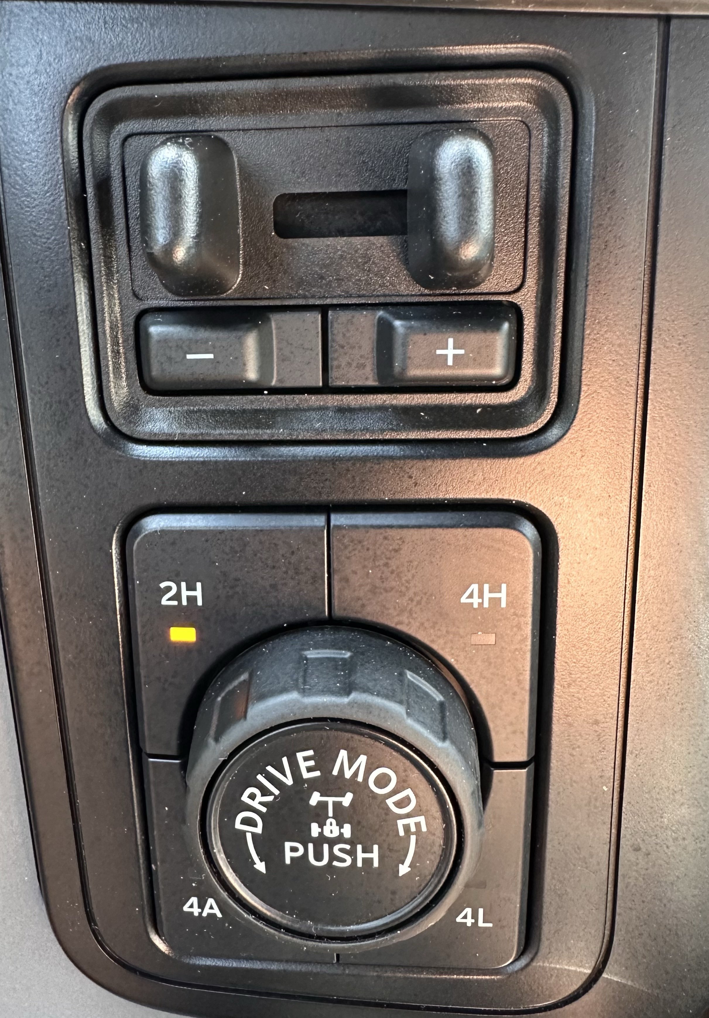 Certified 2024 Ford F150 Lariat w/ FX4 Off-Road Package AWD/4WD image 19
